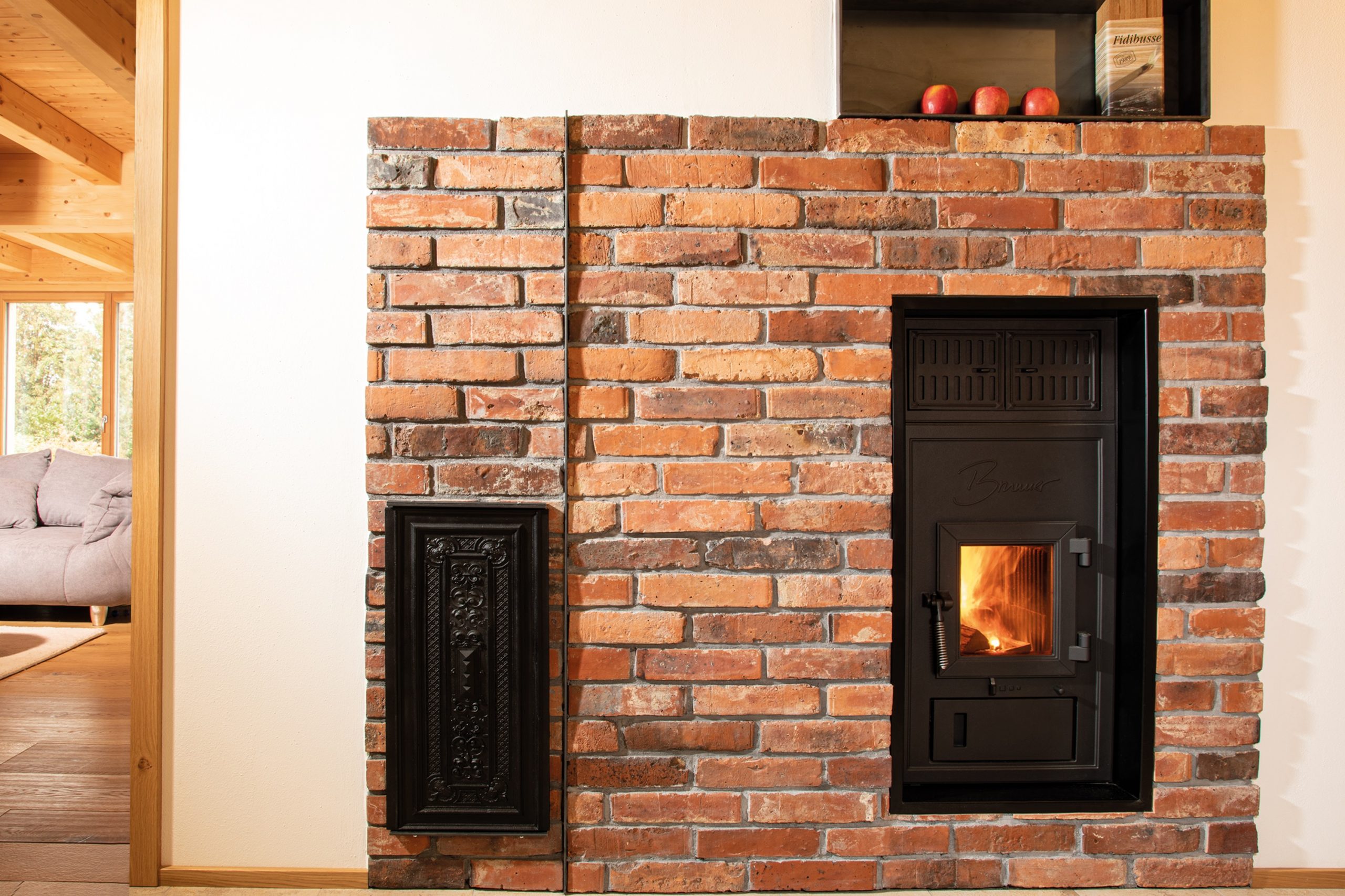 brunner_kachelofen_flach_wf-33_ziegel_01